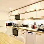 Le Fan-ny Climatise Et Acces Apartmán *