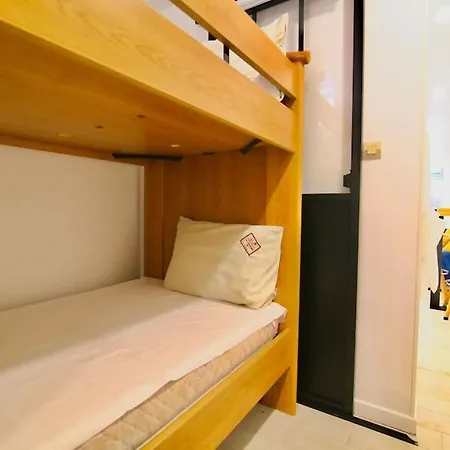 Le Fan-ny Climatise Et Acces *