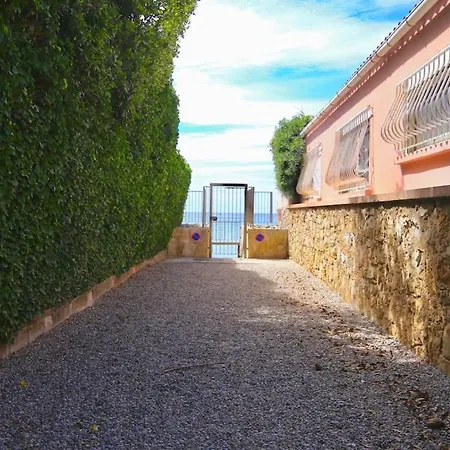 Le Fan-ny Climatise Et Acces * La Seyne-sur-Mer