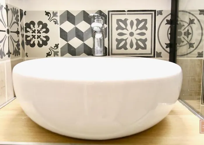 Le Fan-ny Climatise Et Acces