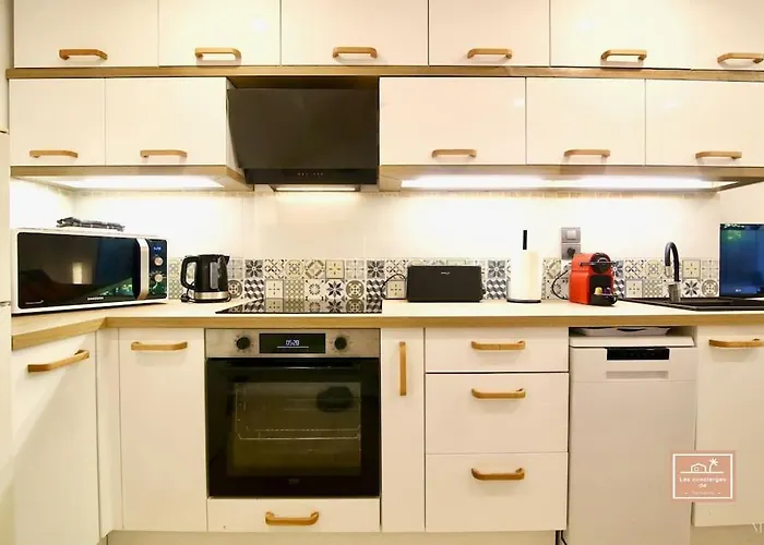 Le Fan-ny Climatise Et Acces La Seyne-sur-Mer